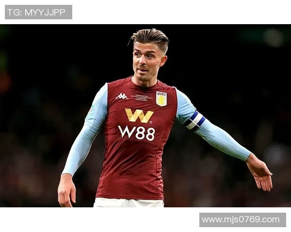 足球名将东的传奇旅程与辉煌成就解析