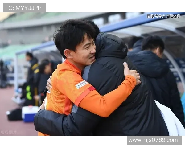 姚翰林足球：从青涩少年到职业球员的成长之路与奋斗故事